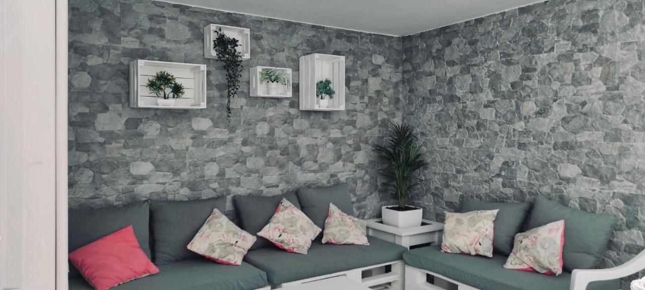 Apartamento Yale ติอาส ภายนอก รูปภาพ